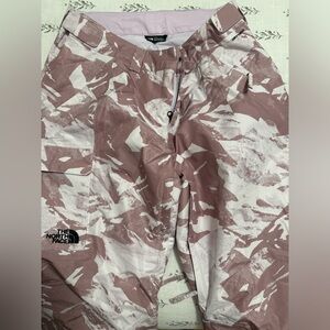 XL North Face women’s snow pants